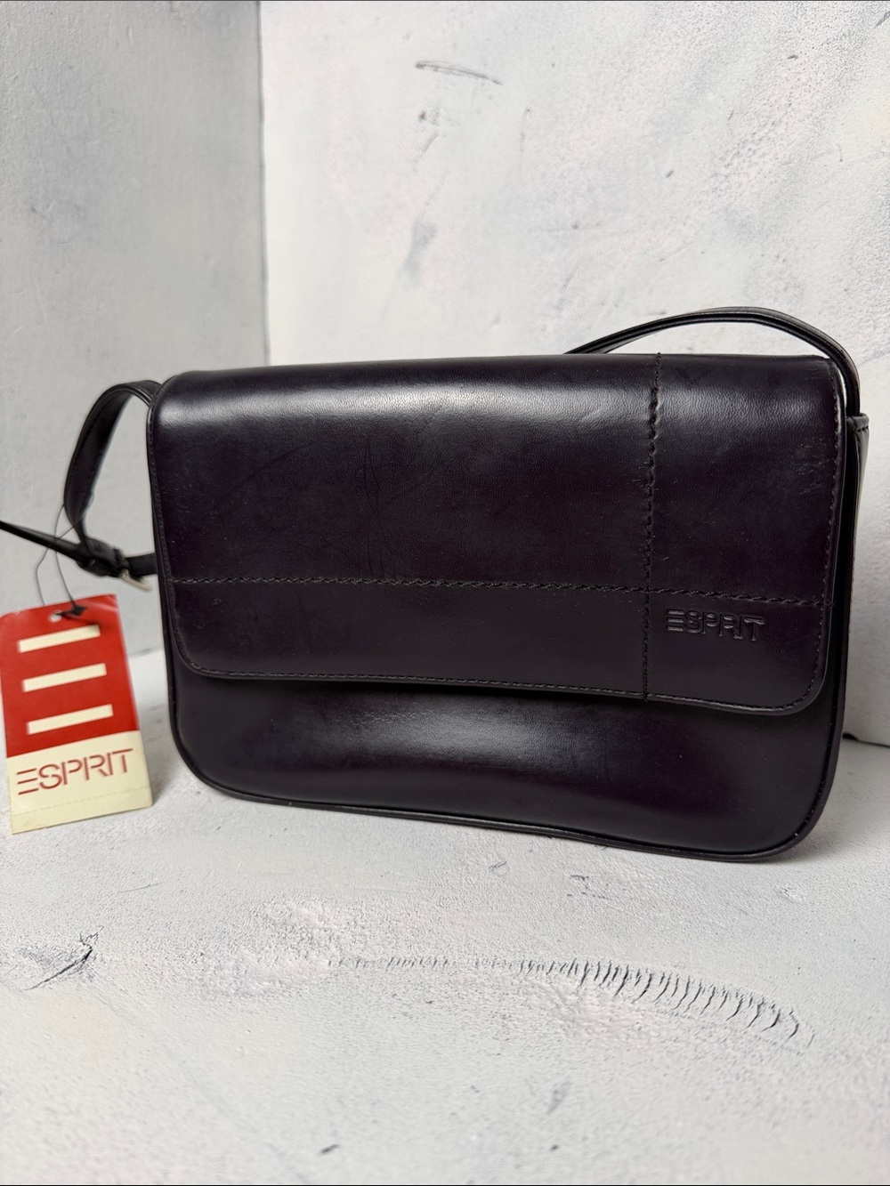 Esprit Men’s Dark Brown Leather Messenger Bag